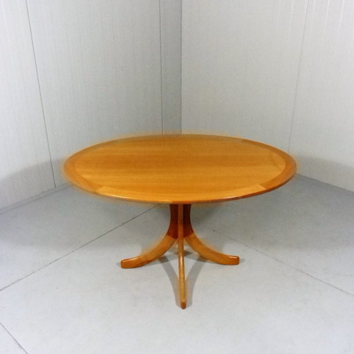 Table basse ou d'appoint ovale danoise en bois de frêne