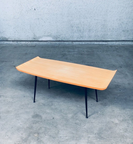 Table basse de design moderne du milieu du siècle, années 1950, Belgique