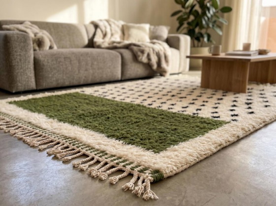 Image 1 of Alfombra bereber marroquí decorada, 250 cm x 150 cm.