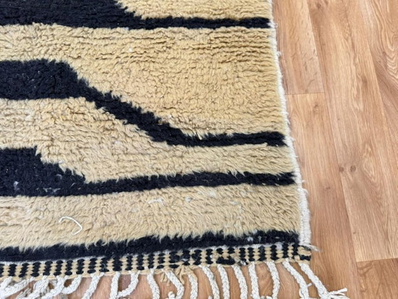 Image 1 of Handmade Moroccan rug 200cm x 300cm