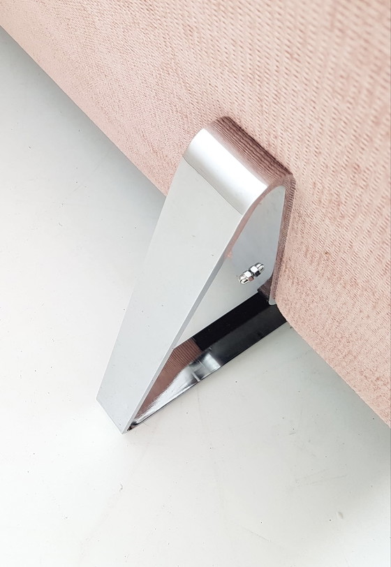 Image 1 of Divano vintage Artifort Kho Liang Le rosa, appena rivestito