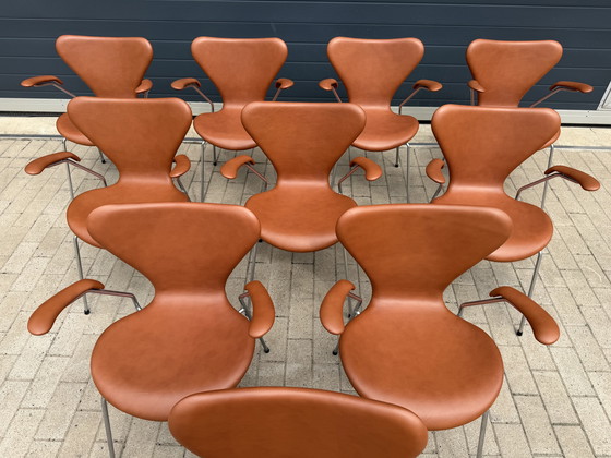 Image 1 of 10 sedie Butterfly serie 7 con braccioli, di Arne Jacobsen, NUOVE!!