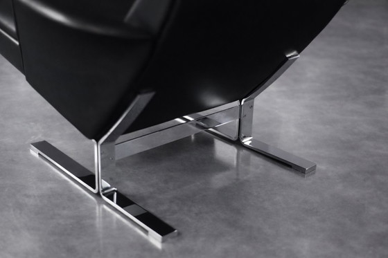 Image 1 of Vintage Mid-Century Modern Danish Black Leather Lounge Chair by Georg Thams for A/S Vejen Polstermöbelfabrik, 1960s