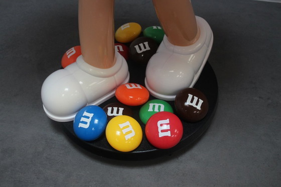 Image 1 of Rarissimo supporto in plastica della mascotte dell'azienda di caramelle M&M's, anni Novanta.