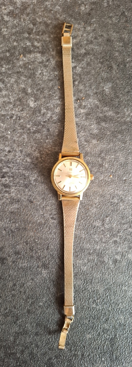 Montre Tissot Seastar vintage plaquée or pour femme – Décoration, Gold, Metal (photo 8 of 8)
