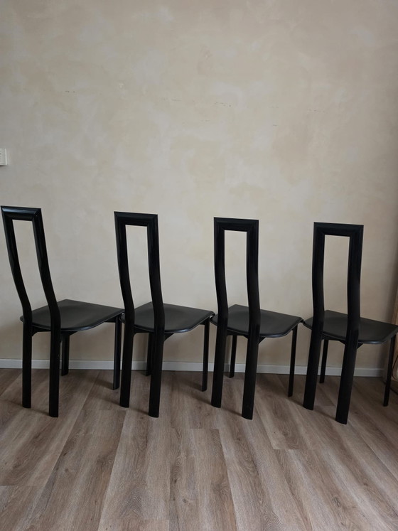 Sedie di design italiane Ycami, Sedie da pranzo, Pelle, Nero (foto 6 di 7)