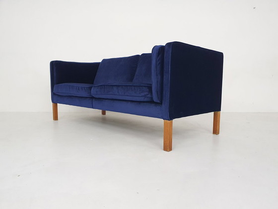 Image 1 of Divano vintage a 2,5 posti di Borge e Peter Mogensen per Fredericia, modello 2335, Danimarca 1975