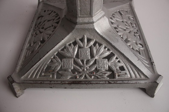 Image 1 of Soporte para árbol de Navidad de estilo Art Nouveau, década de 1910.