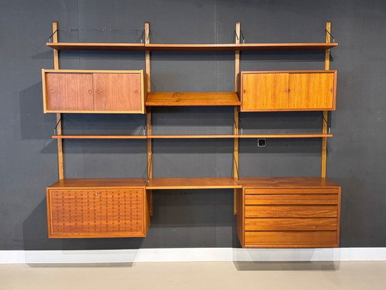 Image 1 of Wall System | Royal System | Poul Cadovius | Teak