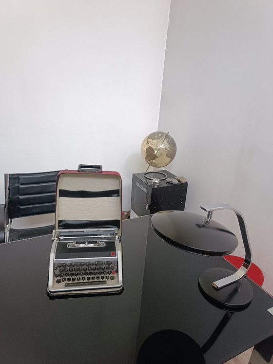 Image 1 of Machine a écrire Lettera DL par E. Sottsass Olivetti 1965 FF Coppola Le Parrain