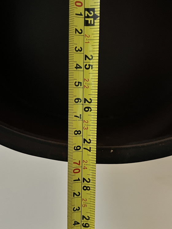 Image 1 of Armadio industriale a parete in metallo con finestre a oblò in vetro