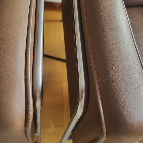 Fritz Hansen – Serie 3300 Divano in Pelle 3303 & 2x Poltrone – Arne Jacobsen – Sofà, Cromo (photo 6 of 9)