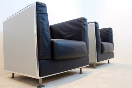 Fauteuils Matteo Grassi Soft Leather en coque d'aluminium par Kunihide Oshinomi, Cuir, Noir (photo 10 sur 10)