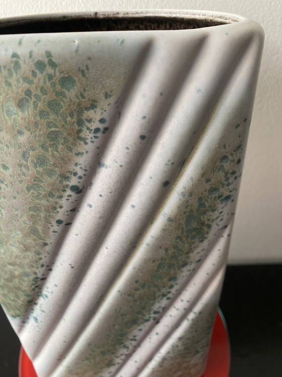 Large Vintage Numbered Vase, Pale Green and White – Ceramic (photo 12 of 14)