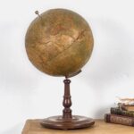 Antieke aardglobe met reliëf – Decoratieve objecten, Wood, Rustic (photo 6 of 9)
