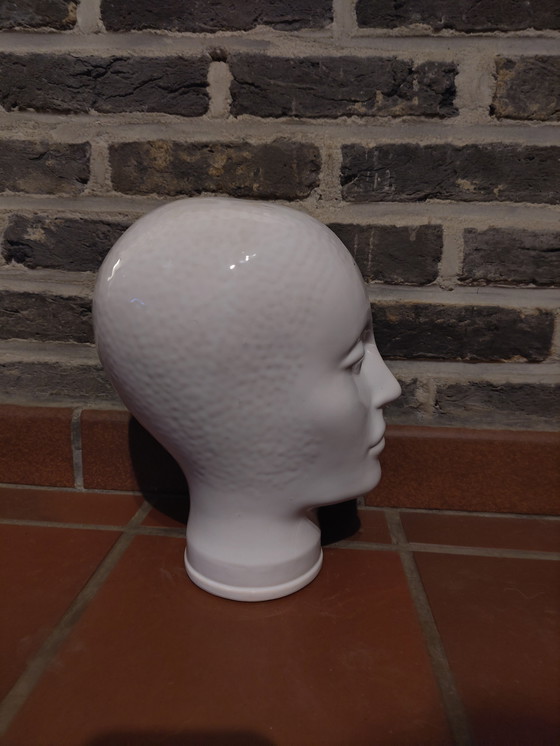 Image 1 of Cabeza en cerámica