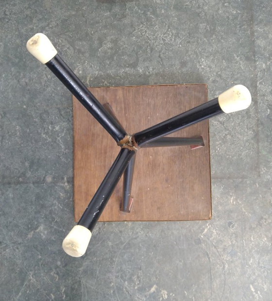 Image 1 of vintage bijzettafeltje met mozaïek blad