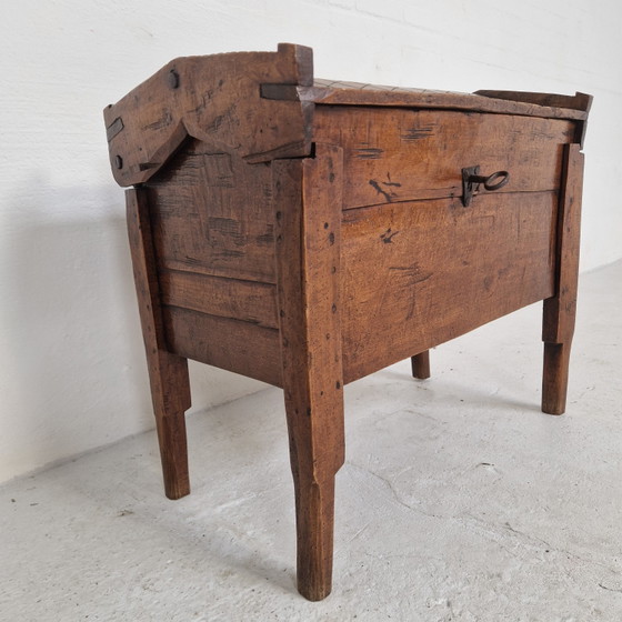 Coffre de berger ancien et unique, vers 1900 – Armoires de rangement, Iron, Wood (photo 4 of 10)