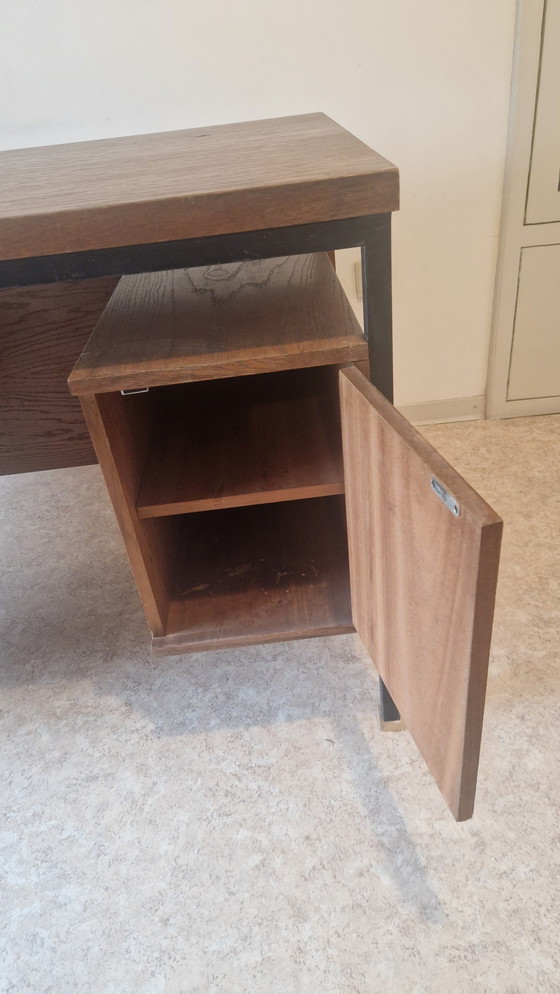 Image 1 of Escritorio de madera maciza