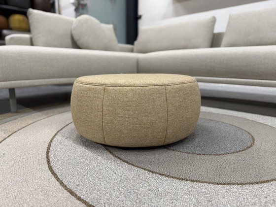 Image 1 of Design su tessuto Stock Barrell 60 Hocker Bardal Sahara