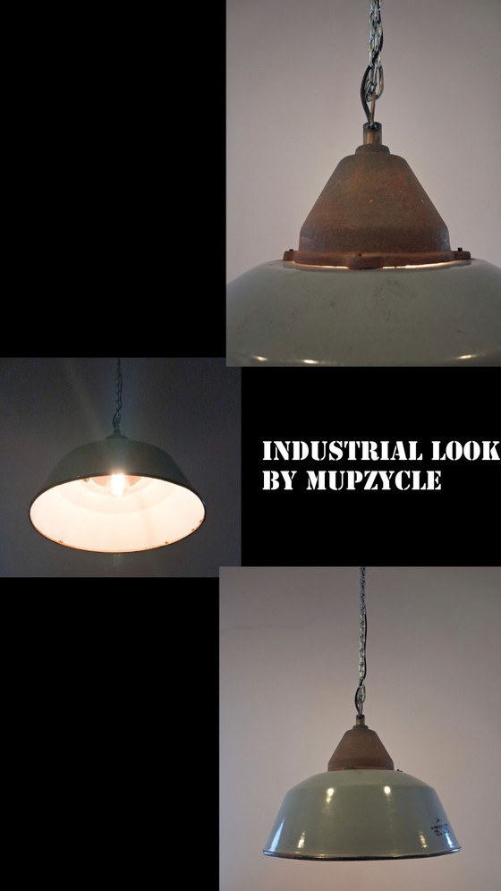 Industrial lamp – Pendant lamps, Metal (photo 4 of 5)