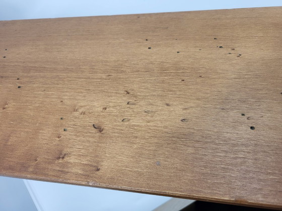 Image 1 of Mensola in legno e metallo decorata con pattinatori sul ghiaccio