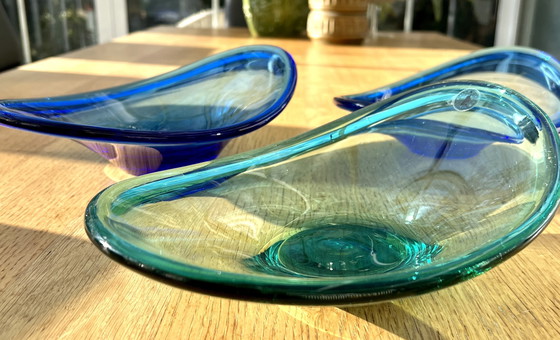 Image 1 of Set di 3 ciotole in vetro della Nuova Scozia, fatte a mano, blu/verde, stile vintage, Canada