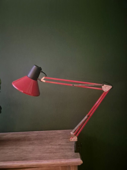 Phase desk lamp