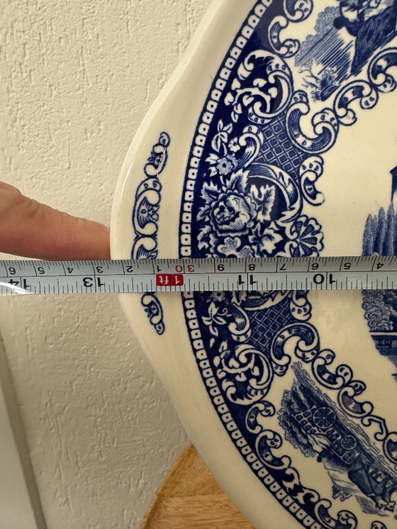 Image 1 of Plat de service Royal Sphinx « Cambridge, Old England » en parfait état