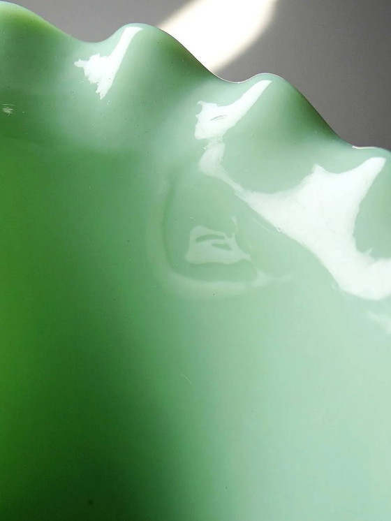Grande vaso antico in cristallo opalino verde giada, circa . – Vasi, Vetro (photo 13 of 15)