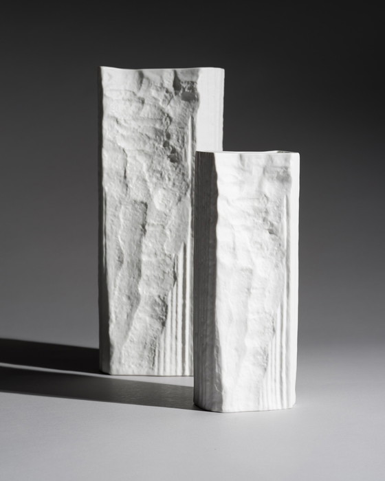 Image 1 of Duo de vases sculpturaux Rosenthal Studio-Linie, relief en porcelaine biscuit Martin Freyer