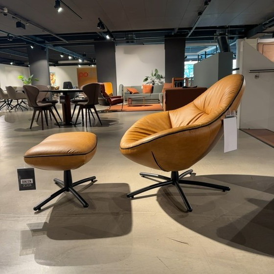 Image 1 of LABEL vandenberg Hidde Soft draaifauteuil met poef