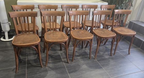 Set van 10 vintage Fischel bistrostolen uit de jaren 70. – Eetkamerstoelen, Wood (photo 4 of 11)
