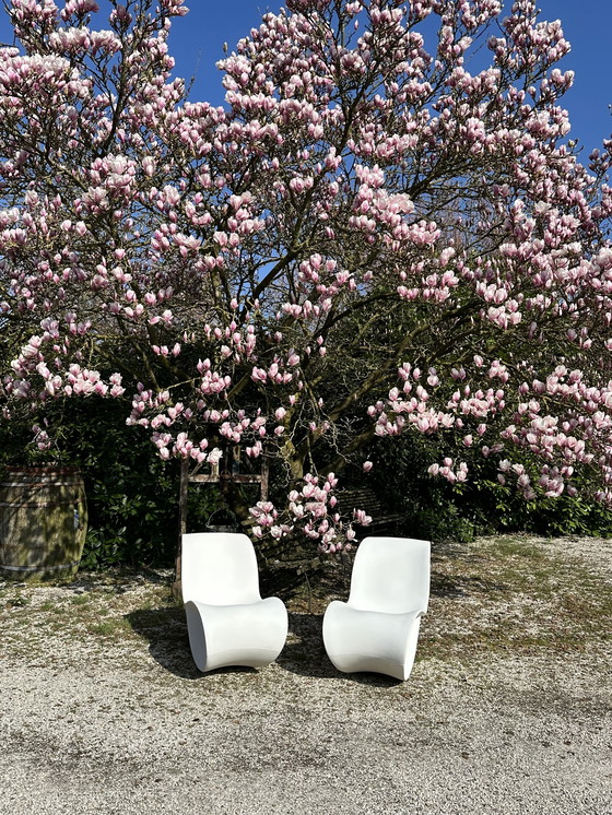 Image 1 of Magis Voido White Rocking Chair Rocking Chair 2 St