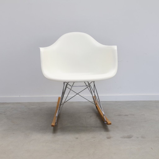 Vitra Eames Fauteuil RE RAR | Wit | Chroom