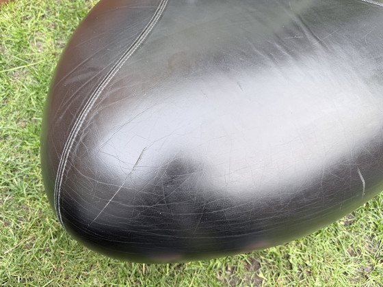Image 1 of 2 Leolux Pallone "Pa" fauteuils