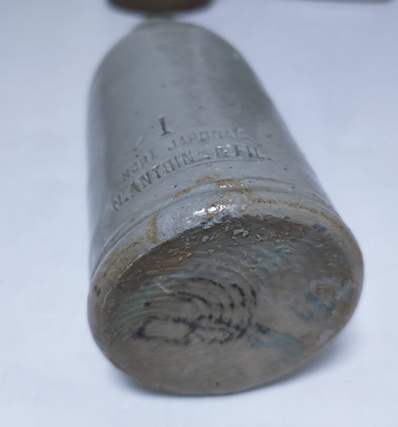 Image 1 of tre vasi vintage in ceramica a forma di bocciolo