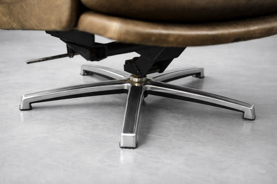 Image 1 of Vintage Mid-Century German Modern Brown Leather Lounge Swivel Chair from Musterring, 1960s