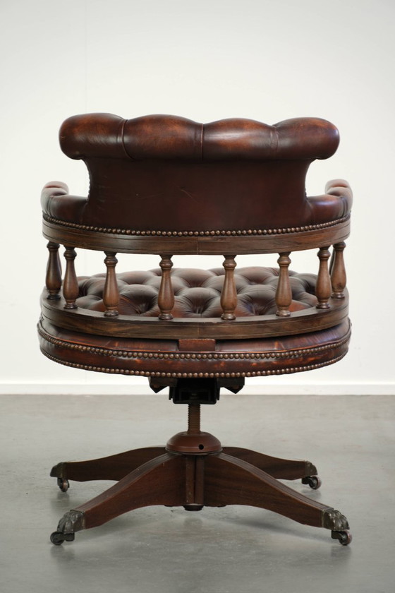 Sedia da ufficio Chesterfield di lusso in pelle bovina inglese, girevole e reclinabile con bottoni, colori (photo 4 of 15)