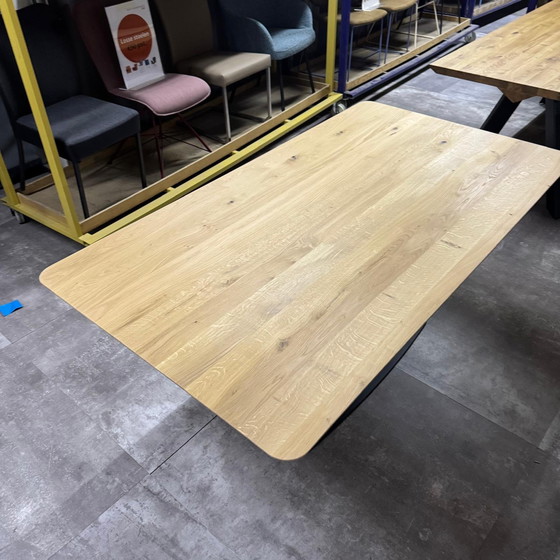 Image 1 of Table talk Oxxi