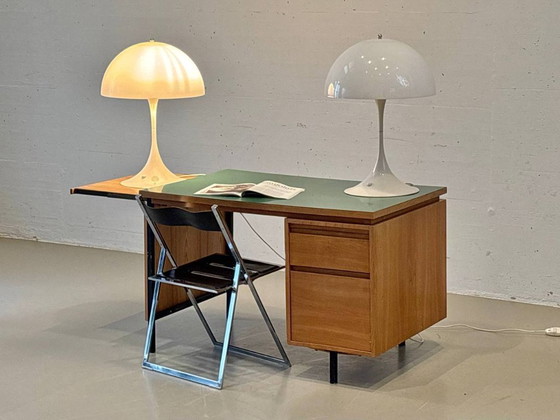 Image 1 of Ensemble de 2 grandes lampes de table Panthella, première série de Verner Panton pour Louis Poulsen, années 1970
