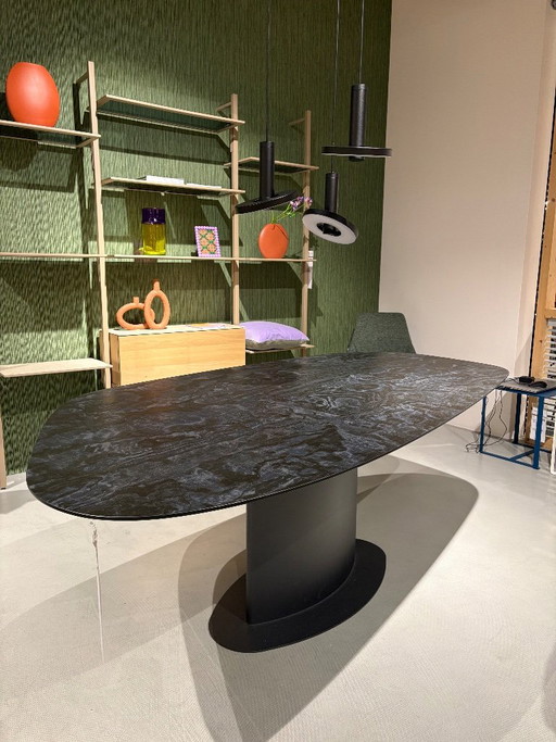 Roman dining table – Bert Plantagie, eettafels, Other (photo 2 of 3)