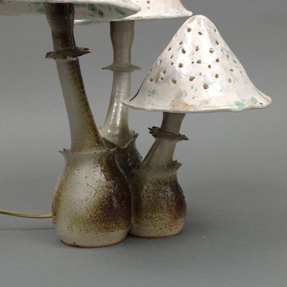 Image 1 of Gert de Rijk (1945-2009) - unica - keramische drie lichts lampvoet in de vorm van paddenstoelen - uit eigen atelier 