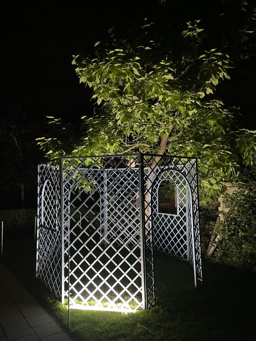 "Octa" est un pavillon très exclusif qui attire l'attention du public !