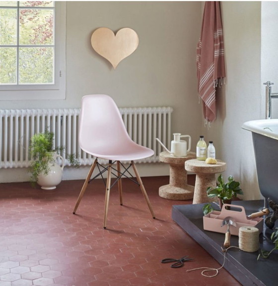 Image 1 of 4X original VITRA DSW Chairs WHITE