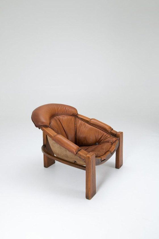 Image 1 of Set van 2 Italiaanse brutalistische loungestoelen van Luciano Frigerio
