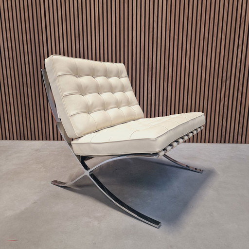 Knoll Barcelona stoel