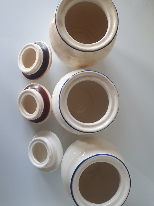 3 spice jars year 60