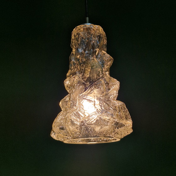 Image 1 of Vintage Peill & Putzler "Alaska" Pendant Lamp - Sculptural Glass - 1970s - 35 cm high.
