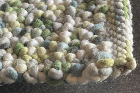 Image 1 of Brink en Campman Pebble carpet fresh green